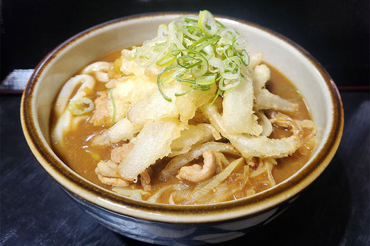 ［7］オニオンブロッサムカレーうどん／香川
